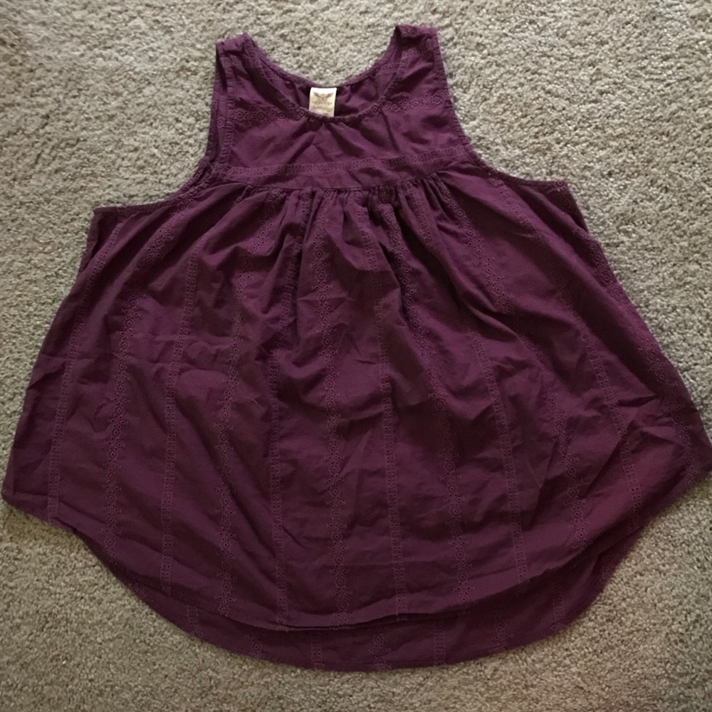 Trapeze Eyelet Tank